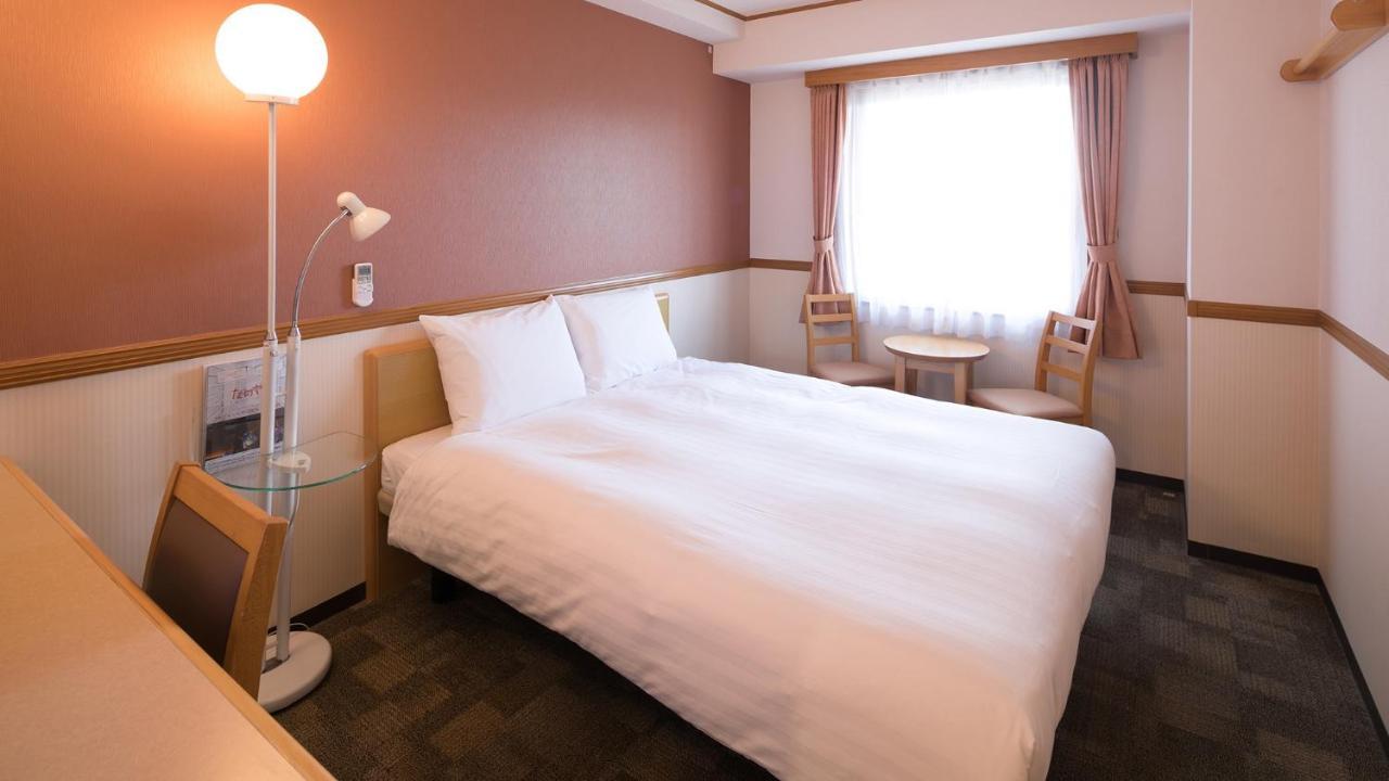 Toyoko Inn Miyazaki Ekimae Zimmer foto